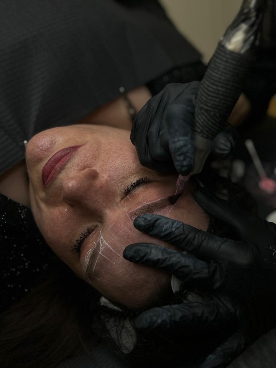 Permanent Make-up Augenbrauen